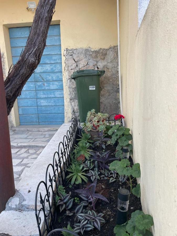 Apartment Viniska Vinišće Εξωτερικό φωτογραφία